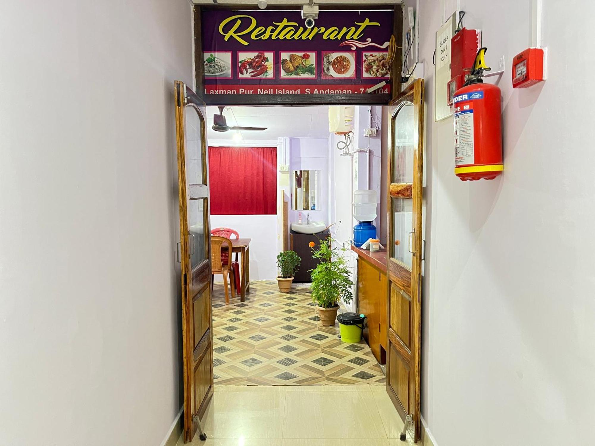 Purnima Residency Hotel Lakshmanpur Buitenkant foto